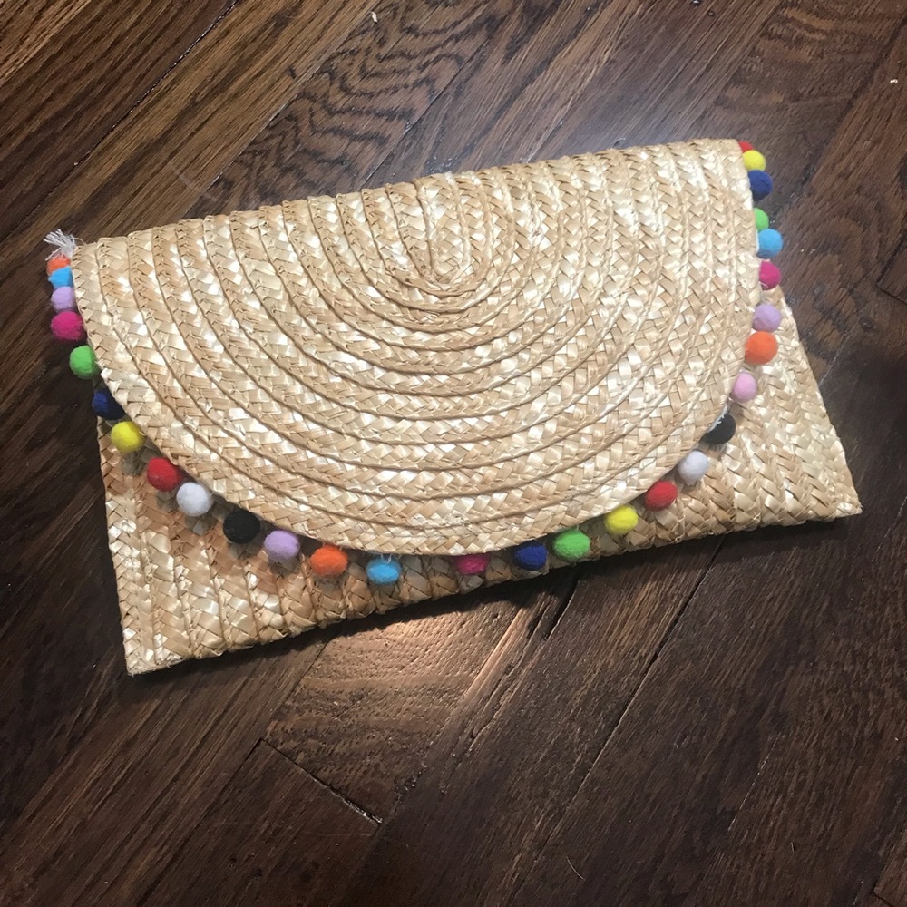 Straw Envelope Pom Pom Clutch